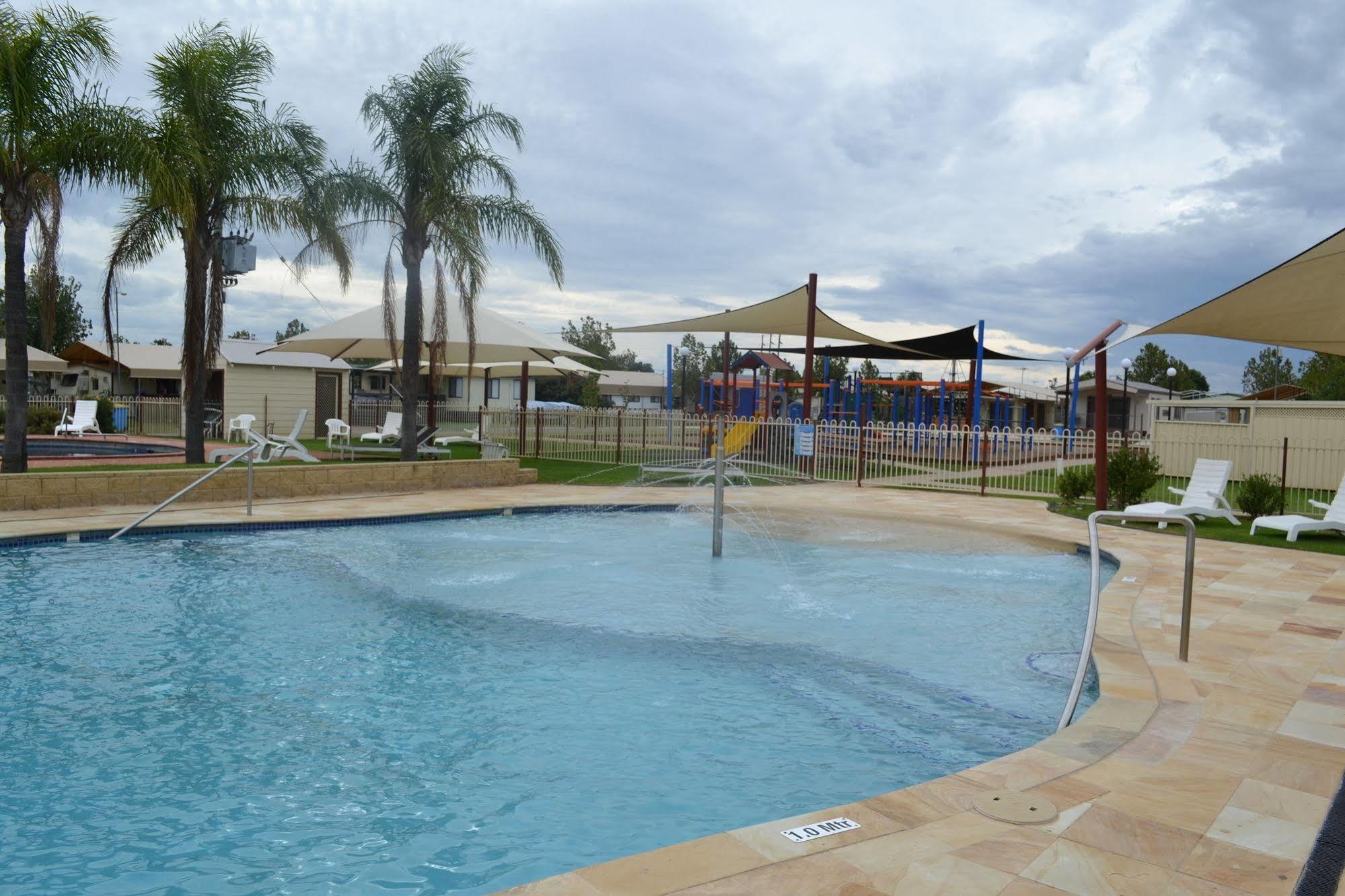 Sun Country Lifestyle Park Hotel Мълуала Екстериор снимка